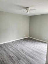 Building Photo - 6756 Trail Lake Dr