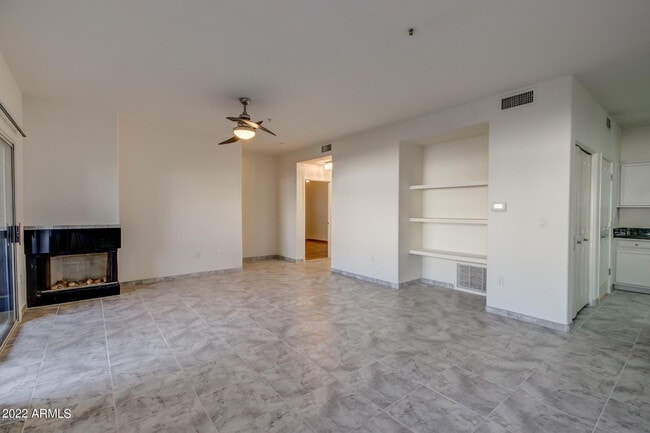 Building Photo - 11260 N 92nd St