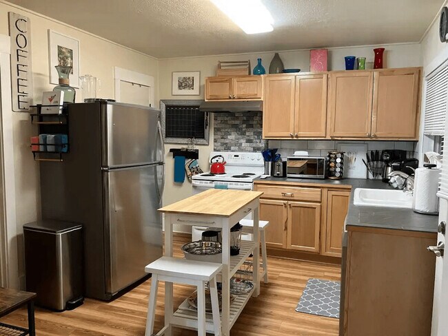 Foto del edificio - 756 N 76th St