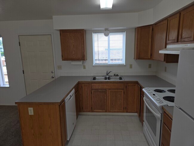 Foto del edificio - 2407 E Dalke Ave