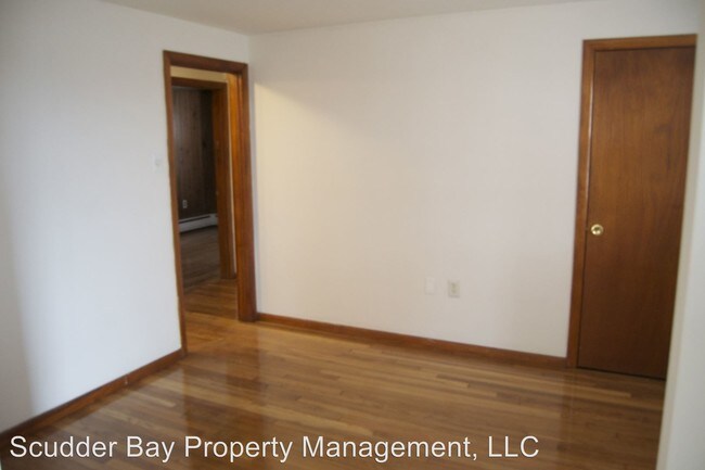 Foto del edificio - 118 Byron Ave