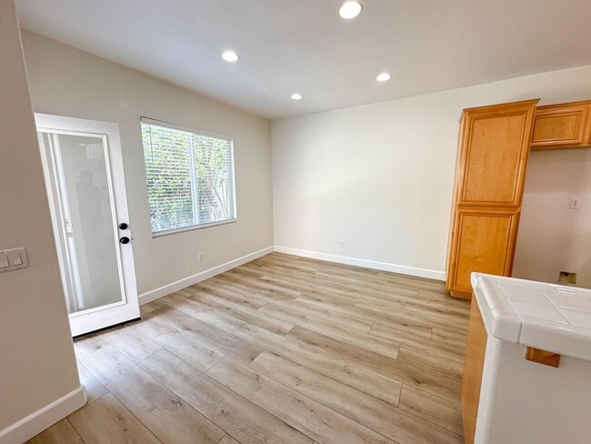 Building Photo - COMING SOON!  Sienna Ridge 3 Bedroom Home for Rent in Canyon Country!