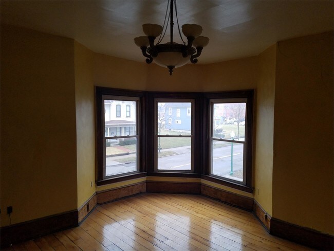 Foto del edificio - 537 S Fountain Ave