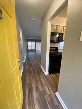 Building Photo - Arlington Apartments