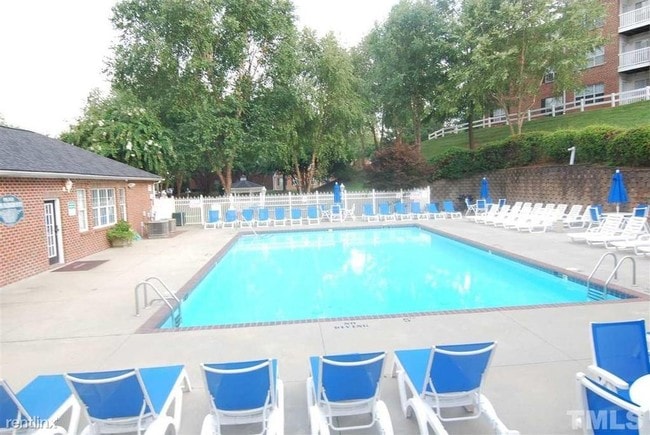 Building Photo - 2 br, 2 bath Condo - The Pointe at Amelia ...