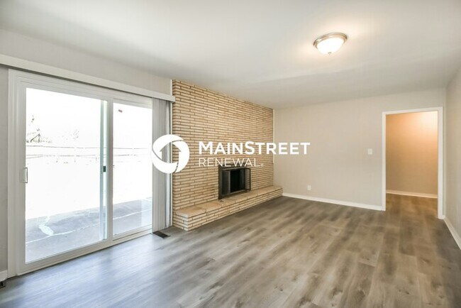 Building Photo - 3 Bedroom Pet-Friendly Home in OKLAHOMA CI...