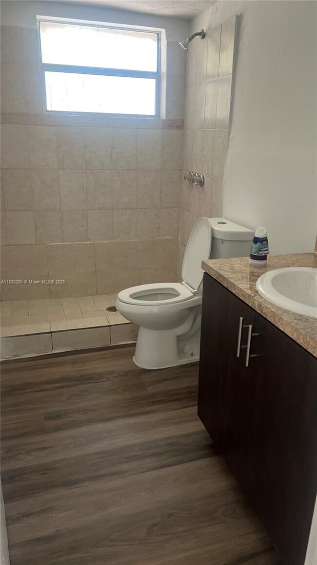 Foto del edificio - 1029 NW 5th St