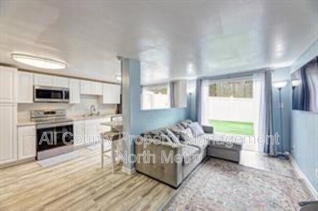 Foto del edificio - 5606 Roberts Dr