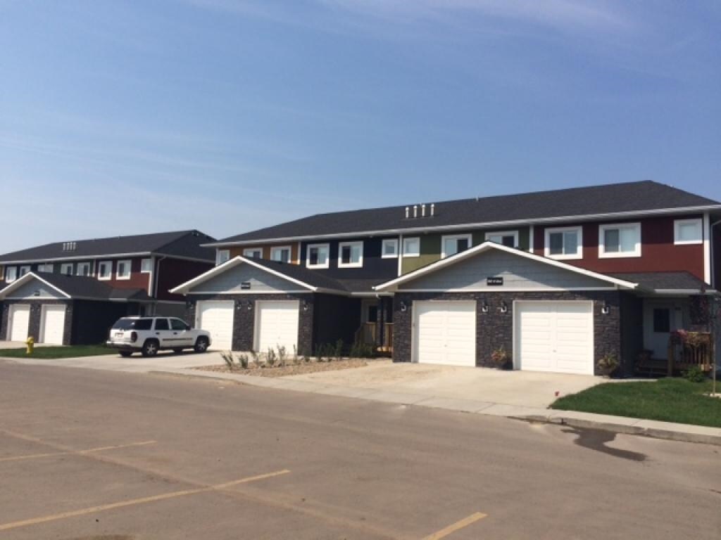 Primary Photo - Prairie View Townhomes