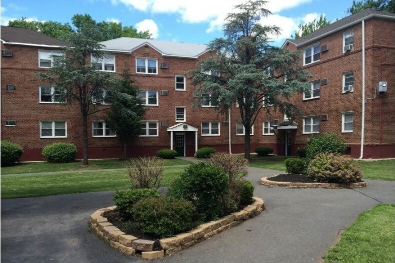 Chilton Hall Apartments Apartments 127 Chilton St Elizabeth, NJ
