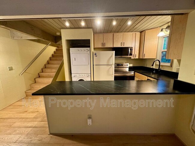 Building Photo - 199 E Cutty Sark Ave