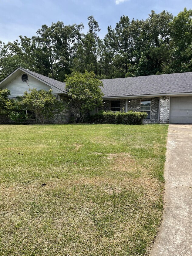 Primary Photo - 1219 Port Arthur Terrace