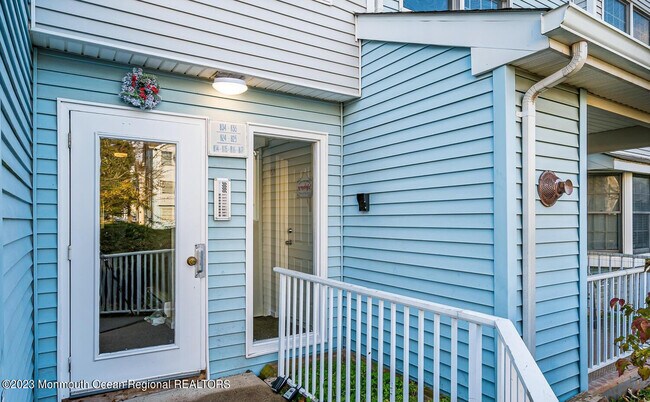 Building Photo - 834 Edpas Rd