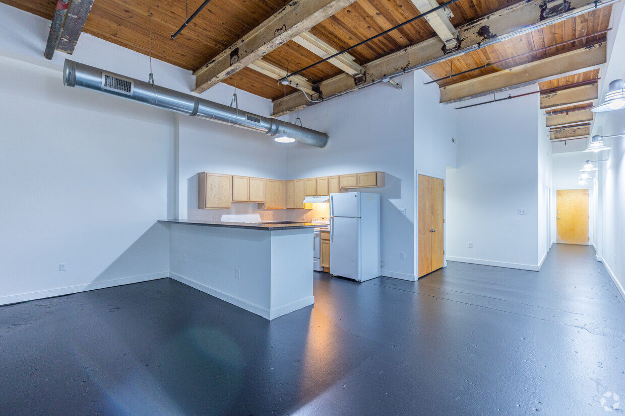 2HAB, 1BA - The Hudson