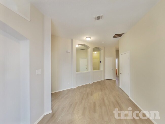 Building Photo - 11017 Deer Trail
