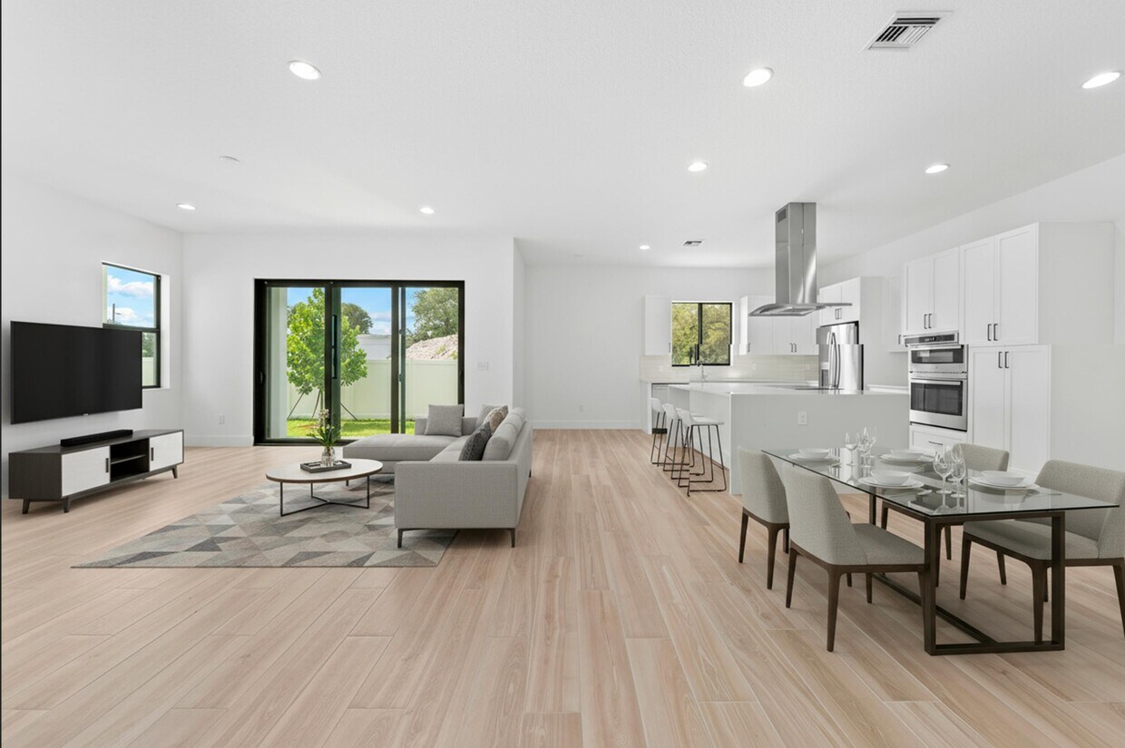 Foto principal - 1450 SW 23rd St