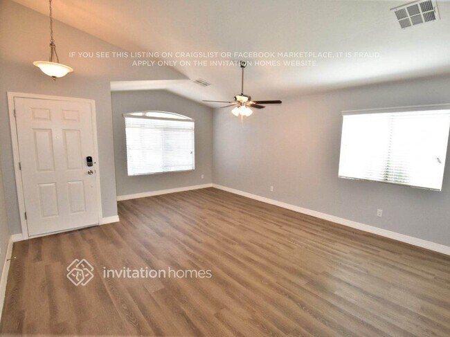 Foto del edificio - 1834 S 106th Ave
