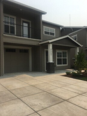 Primary Photo - Beautiful newly constructed townhomes in E...
