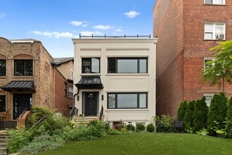 Building Photo - 6115 JFK Blvd E