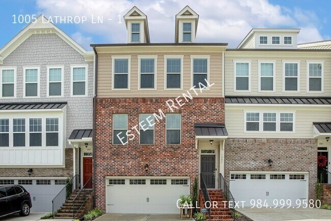 Building Photo - 1005 Lathrop Ln