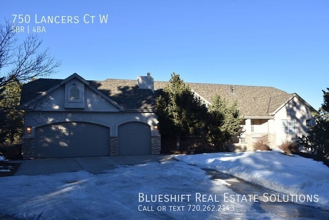 Building Photo - 5 bedroom, 3 1/2 bath ranch style home in ...