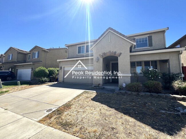 Foto del edificio - Spacious 4bd/3ba Elk Grove Home!