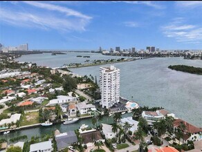 Building Photo - 11930 N Bayshore Dr