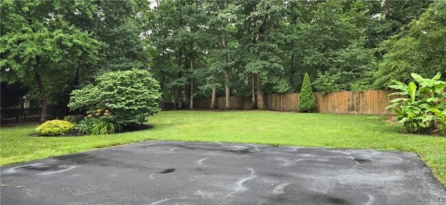 Building Photo - 4520 Cedar Forest Rd