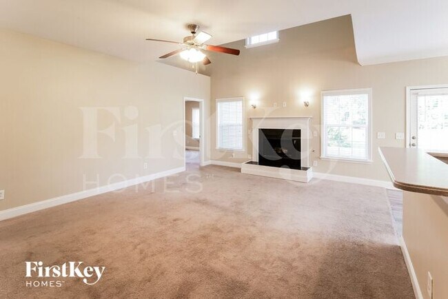 Foto del edificio - 122 Netherfield Dr