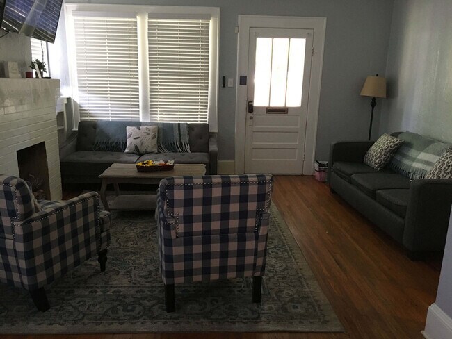 Foto del edificio - 182 Williams St