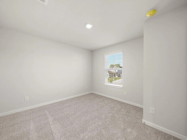 Building Photo - 11963 Wisteria Mdws Dr