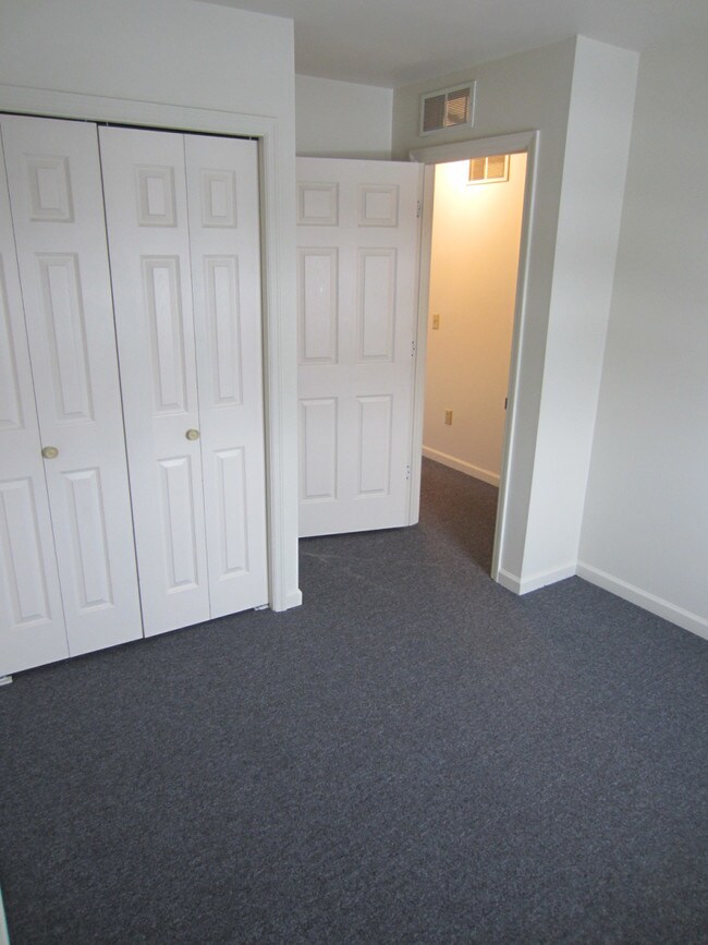 Building Photo - 1120 Hampden Dr, Strasburg, PA
