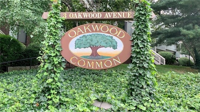 Foto del edificio - 3 Oakwood Dr