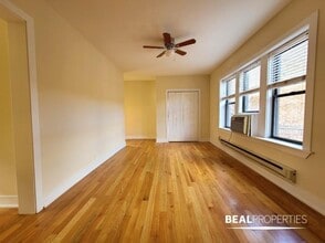 Building Photo - 3722 N Pine Grove Ave