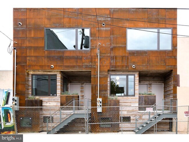 Foto del edificio - 1308 N Hope St