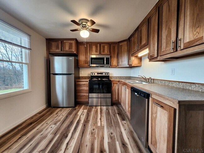 Foto del edificio - 429 Devon Dr