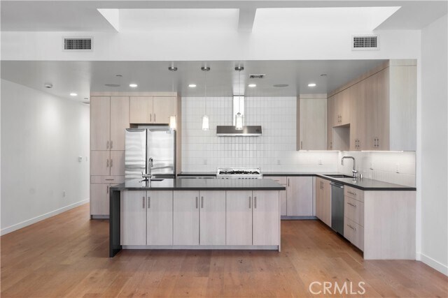 Foto principal - 6566 W 85th Pl