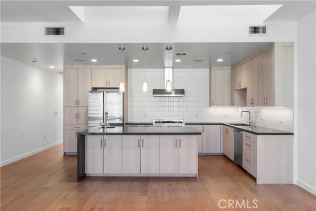 Primary Photo - 6566 W 85th Pl