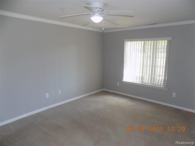 Foto del edificio - 45542 Hidden View Ct