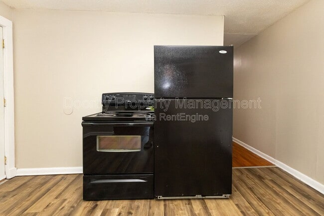 Photo - 2215 Allin St Townhome