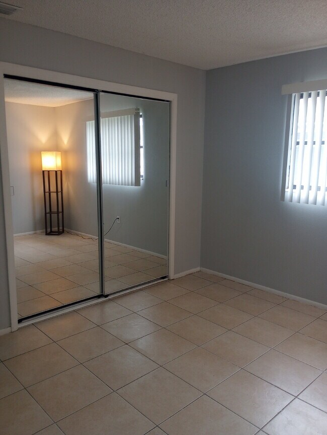 Foto del edificio - 4207 Pierce Ct