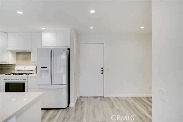 Foto del edificio - 330 N Jackson St