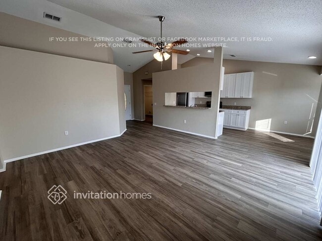 Building Photo - 122 Oak Run Dr