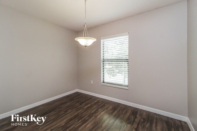 Foto del edificio - 3377 Dewberry Dr
