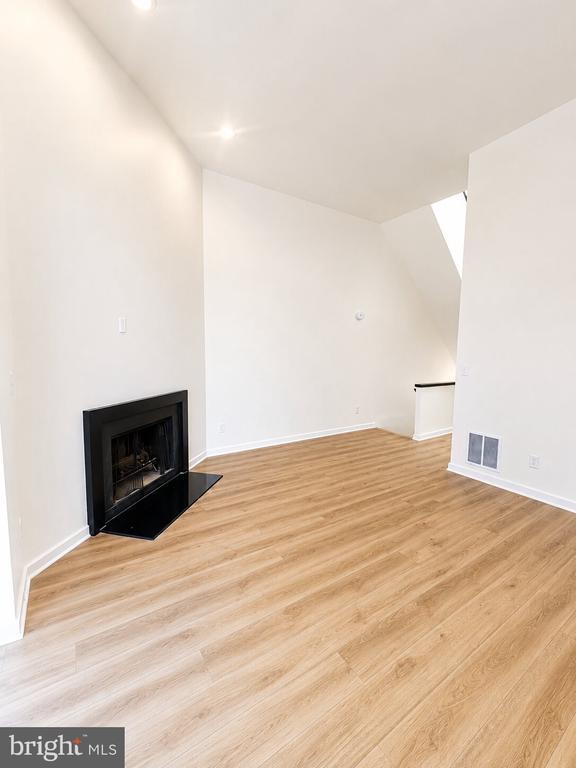 Foto del edificio - 406 15th St SE