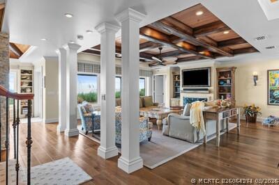Building Photo - 965 Pebble Ln