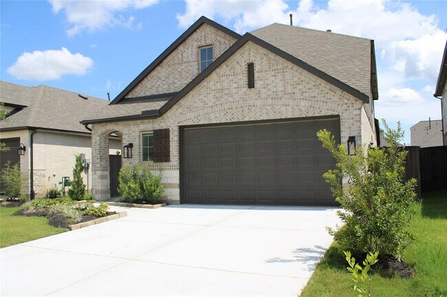 Building Photo - 143 Nightshade St