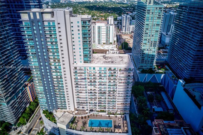 Foto del edificio - 1250 S Miami Ave