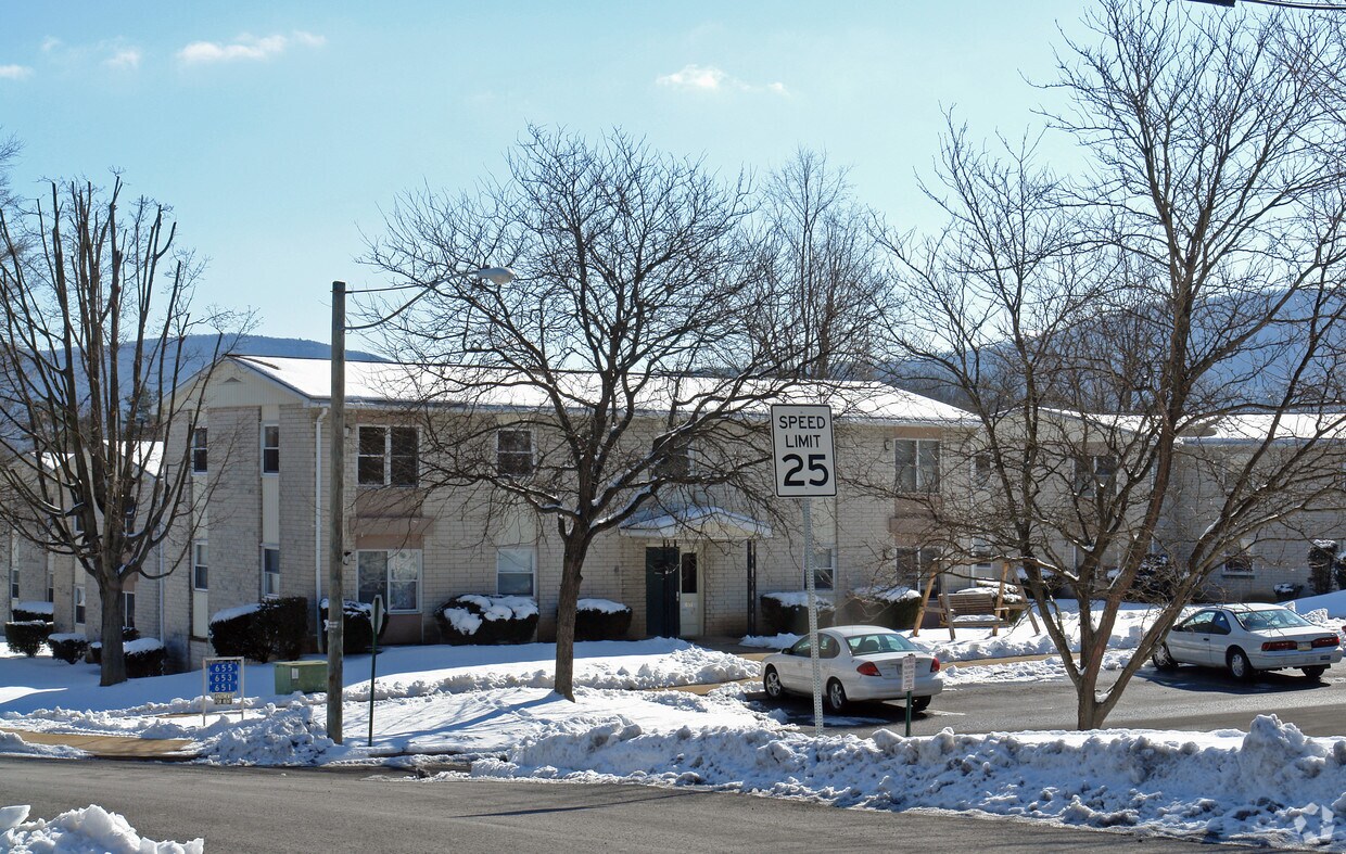 Tiadaghton & Chad Garden Apartments Apartments in Jersey Shore, PA