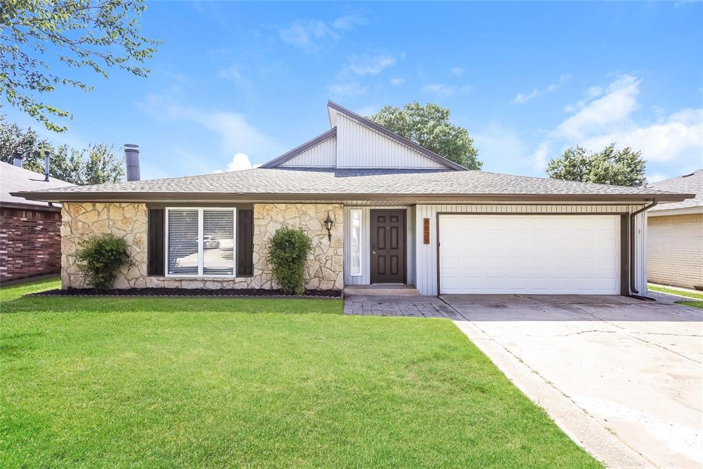 Foto principal - 8829 Parkridge Dr